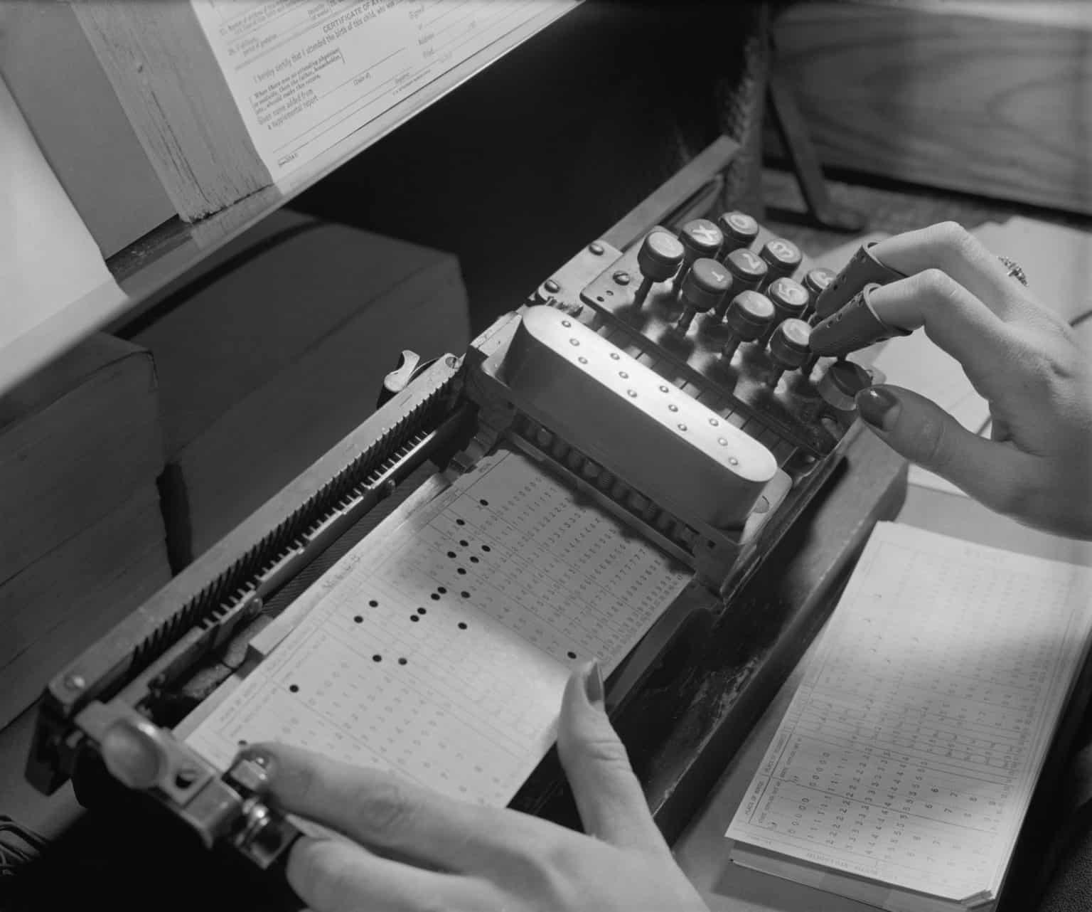 Electronic counting machine as metaphor for frequency